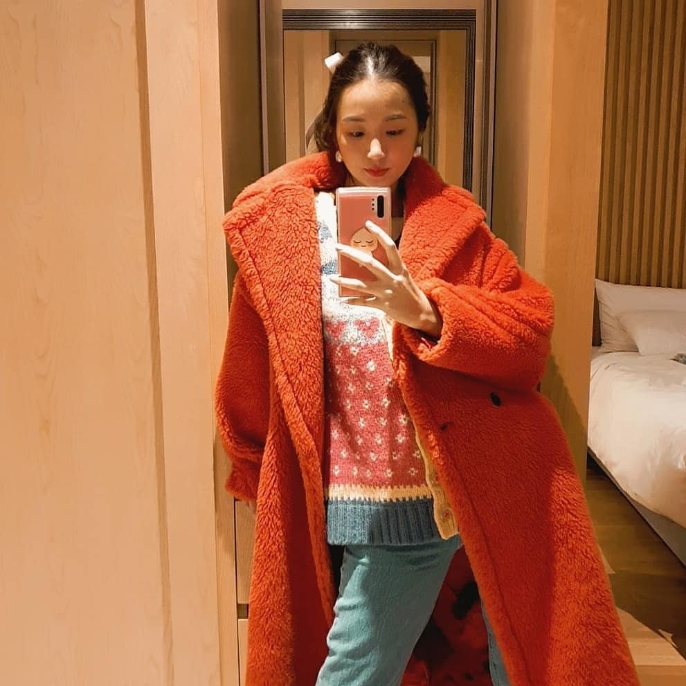 泰国中泰混血女明星图片,泰国一女子撞脸迪丽热巴