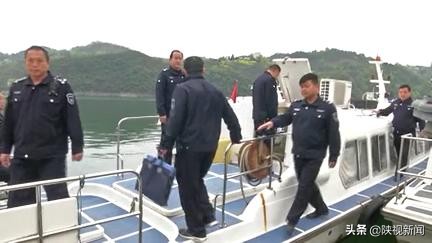 两小伙去钓鱼,两小伙去钓鱼被赶走