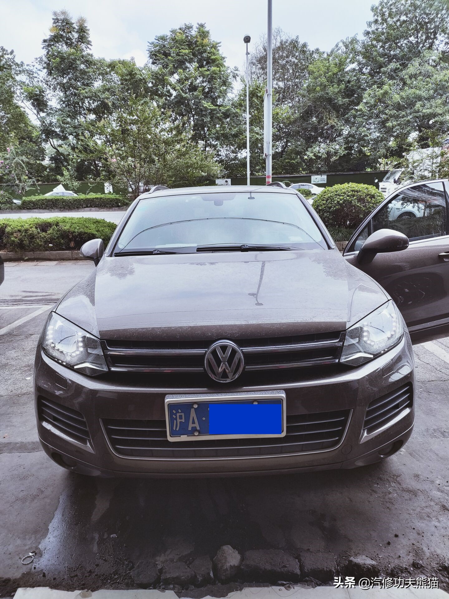 新款大众途锐烧机油吗,百万豪车为什么还烧机油