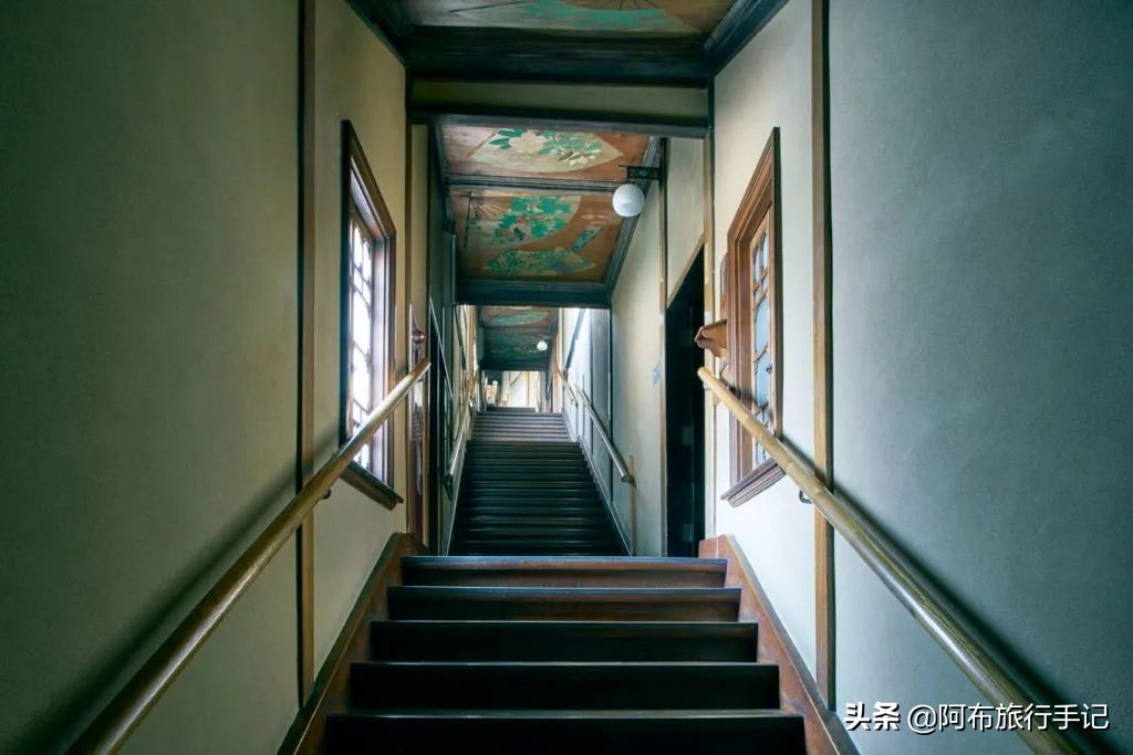 任正非翻牌的目黑雅叙园往东，有一条适合漫步的江户大名路线