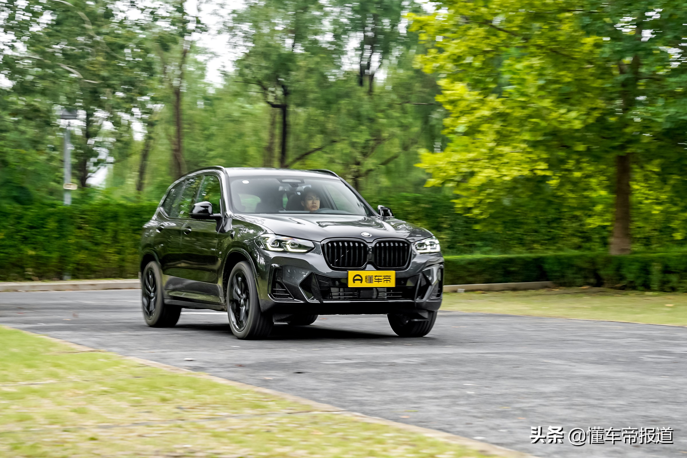 宝马x3新款2022款和奔驰glc300l,2019款全新宝马x3媒体试驾