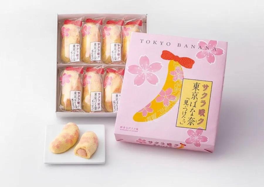 各种各样的樱花零食,粉色的软软的日本零食