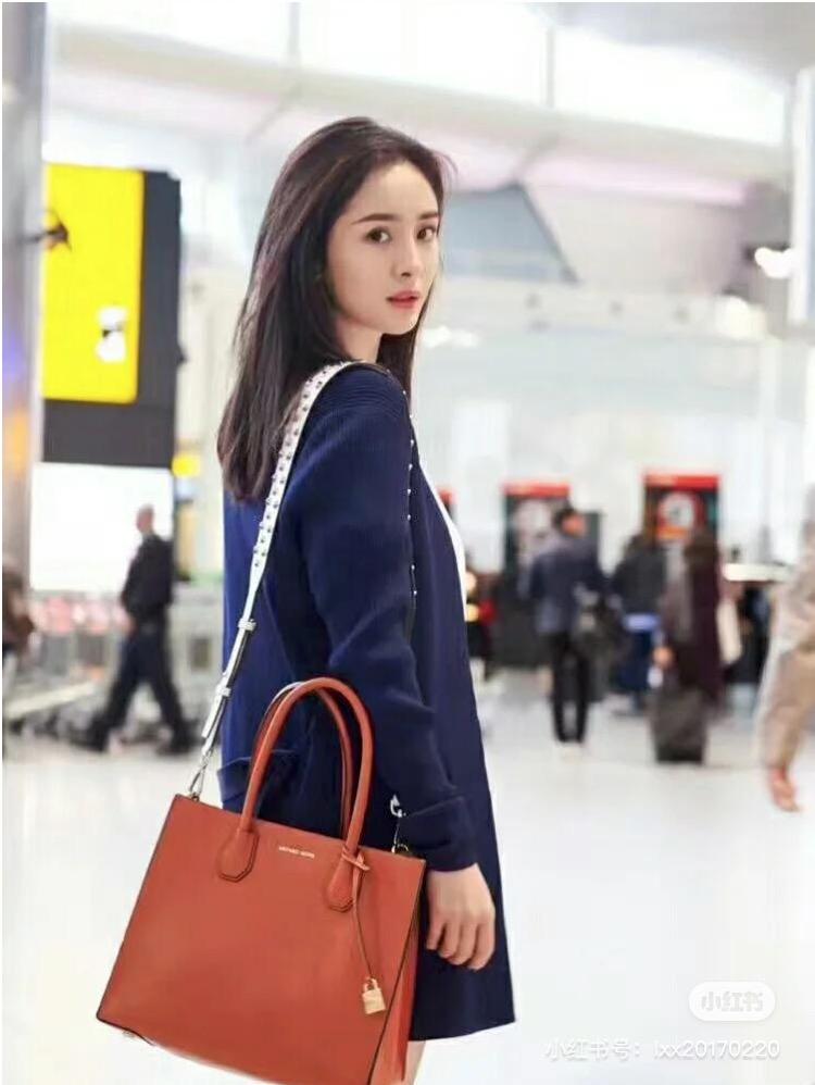 人生第一个名牌包包,杨幂最经典的4款包