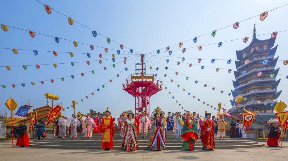 济南方特国潮华裳巡游,济南方特七夕节夜场时间