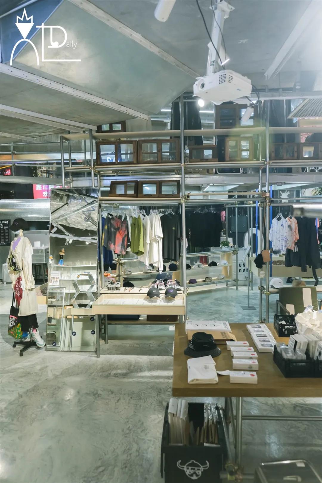 青岛品牌买手店,青岛买手店设计师