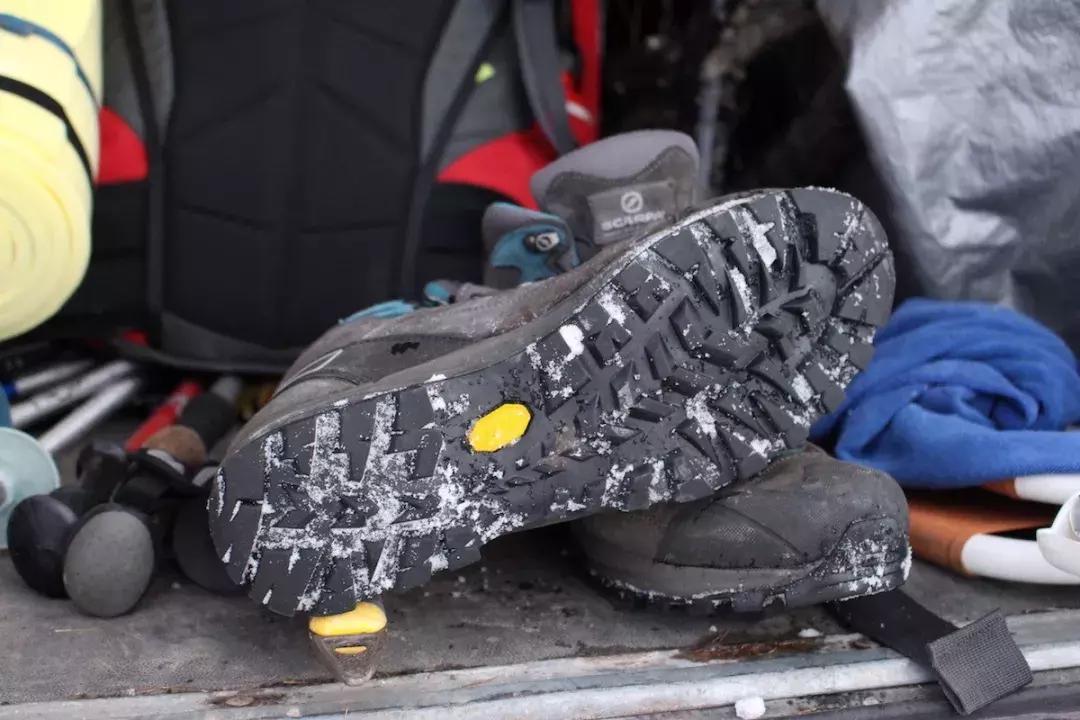 户外运动推荐鞋子品牌,防崴脚运动鞋推荐