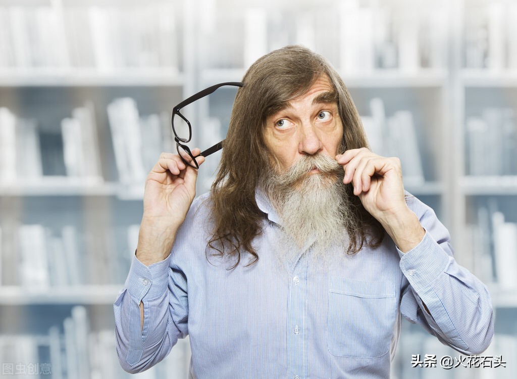 退休老教师教语文,60岁老教师适合做什么自媒体