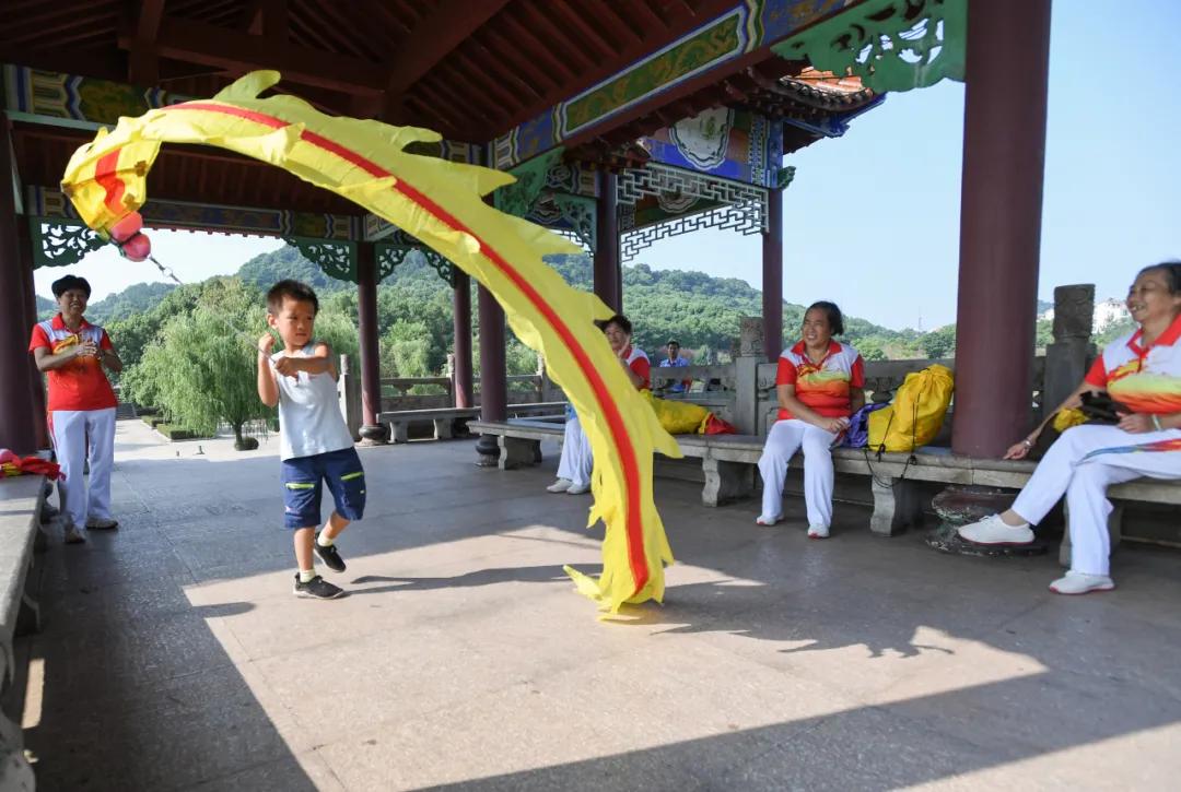 澶栧褰㈣薄鍐呬慨姘旇川,鍐呮彁淇吇澶栨彁褰㈣薄