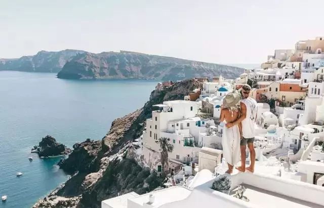 一张照片卖6500万美金,一张照片卖九千美元