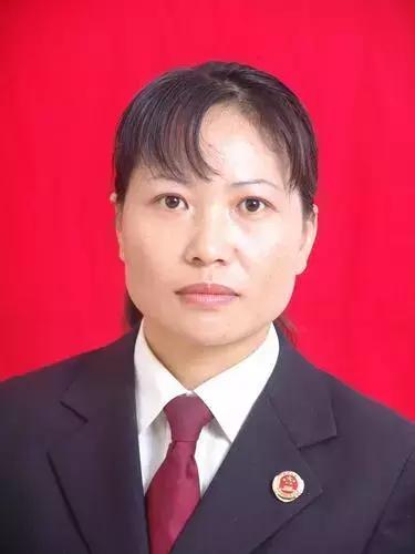 美容院用铅欺骗顾客,免费化妆品骗术