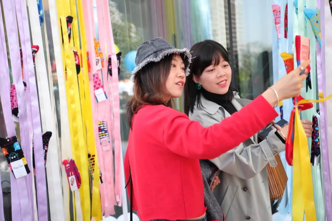 杨幂最潮穿搭,杨幂露腿式穿法