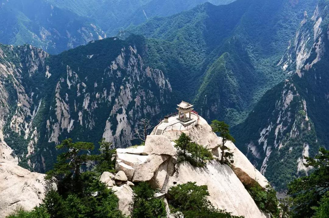 华山最险鹞子翻身,华山鹞子翻身官方拍照