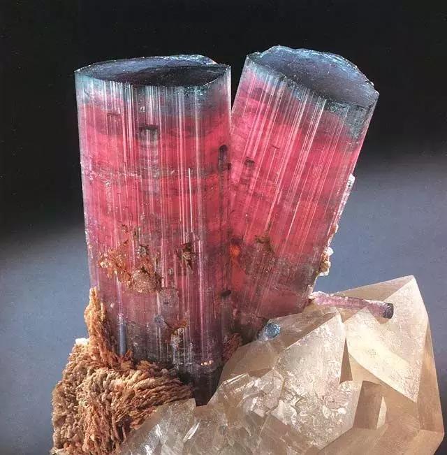 碧玺裸石鉴赏,碧玺中最具收藏的品种