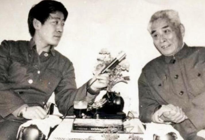 黄维妻子为什么跳河自尽,妻子苦等丈夫7年完整版大结局