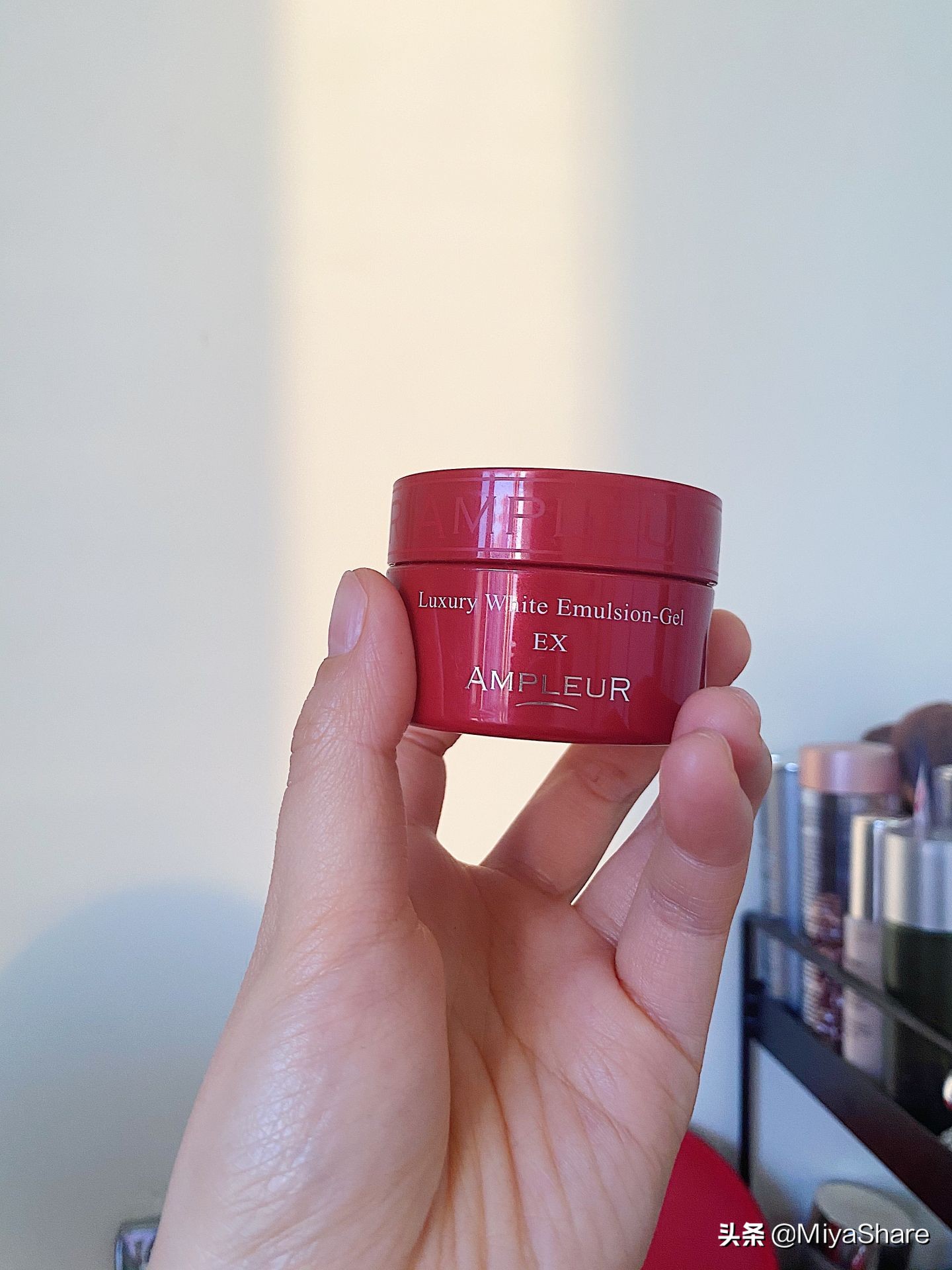 面霜推荐秋冬干皮雅诗兰黛,雅诗兰黛智妍面霜哪一款最好用