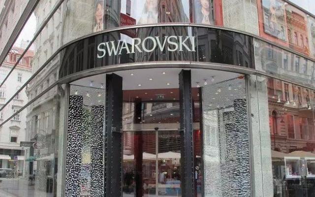 奥地利一定要去的地方，传统水晶品牌——施华洛世奇维也纳水晶店
