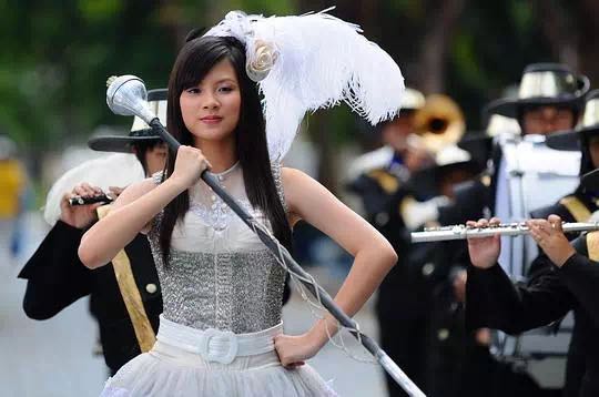 找了3个大学妹子聊聊:为什么在最美好的年纪戴牙套