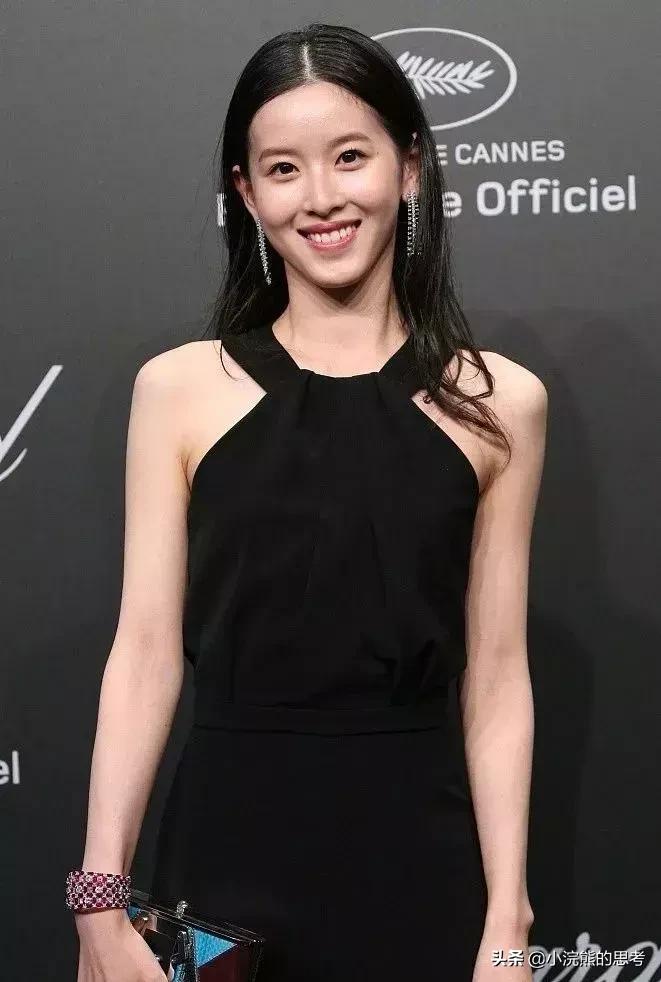 奶茶妹妹章泽天的幸福,奶茶妹妹章泽天爱情