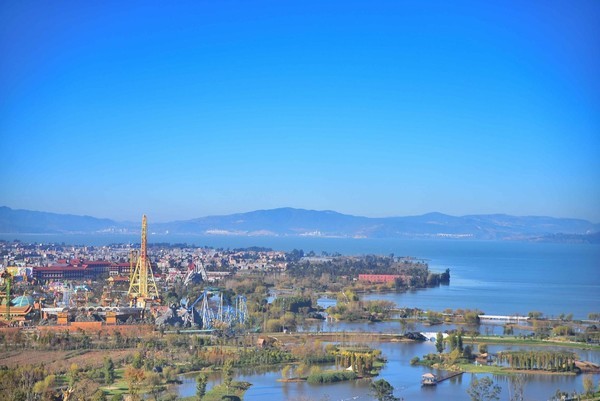 这个冬天特别冷没办法旅游,冬天这么冷的天还能出去玩吗