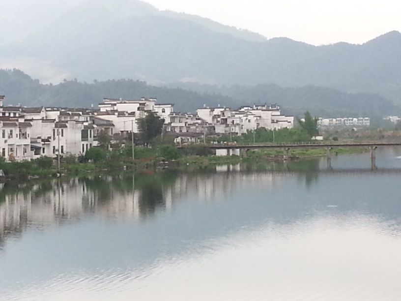 被誉为中国最美的古村落,徽州婺源风光