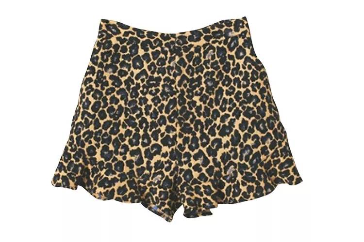 色彩丰富鲜艳的穿搭冬日,穿搭色彩运用