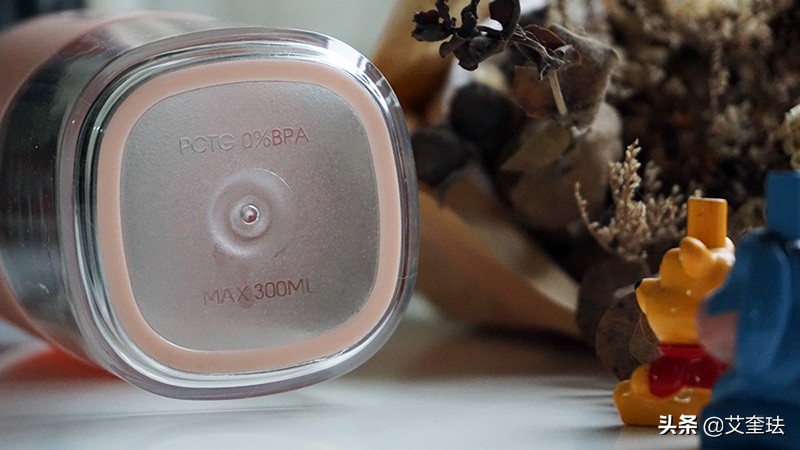 摩飞便携杯怎么榨甘蔗汁,摩飞榨果汁的杯怎么用