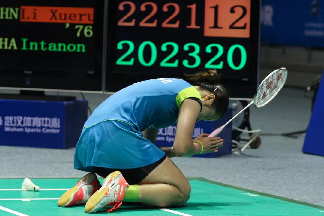 羽毛球的魅力只有懂的人知道,羽毛球给我们带来了什么