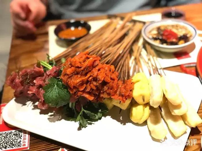 牛四喜串串香加盟,牛四囍串串香小酒馆法库