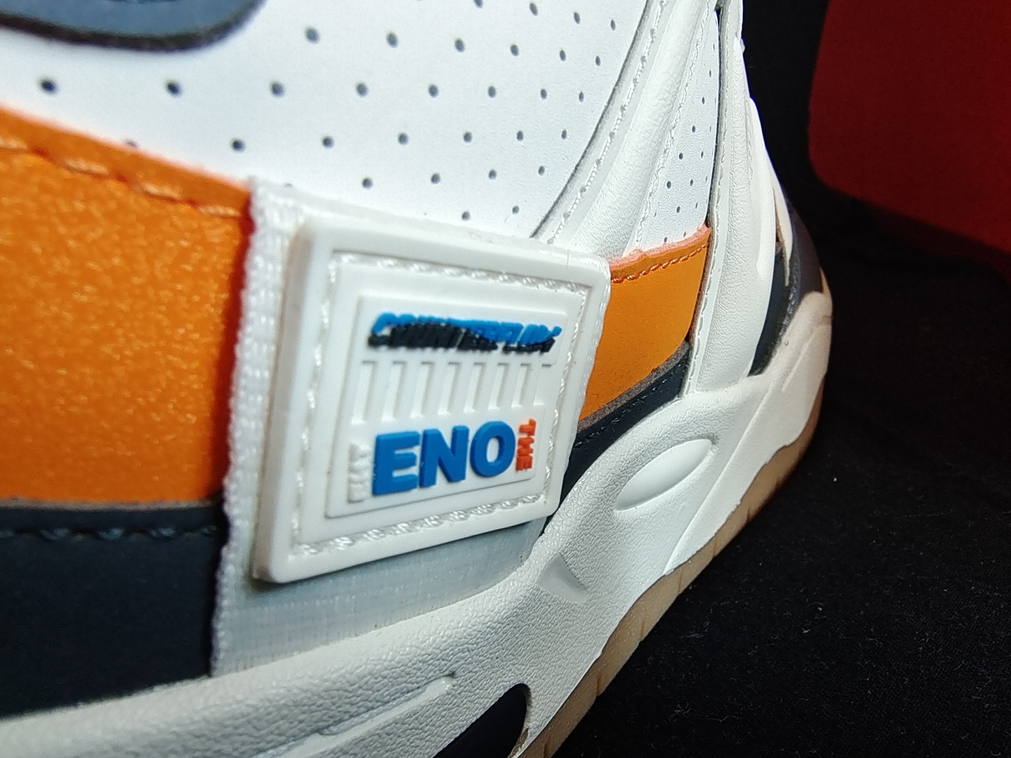 李宁好看的滑板鞋雪凝灰色的,李宁时尚经典滑板鞋