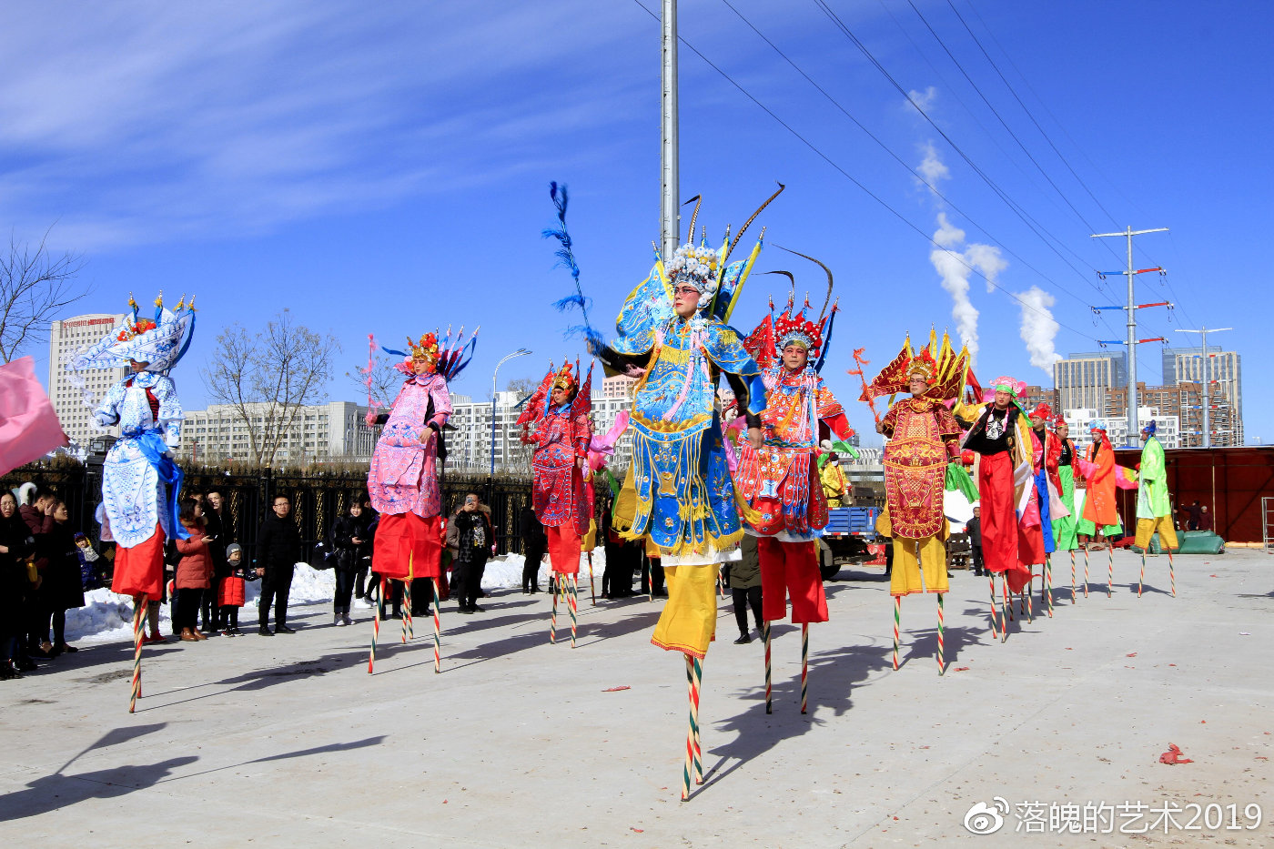 呼市大台什村元宵节社火,呼和浩特大台什村正月十五航拍
