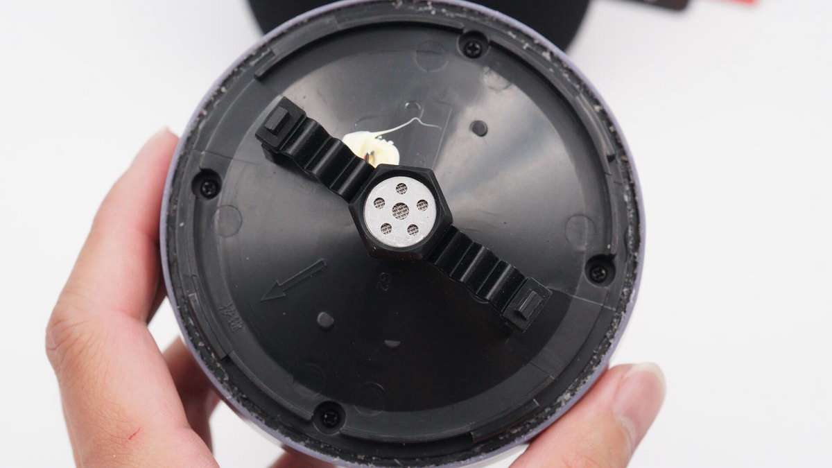 “唱吧K歌宝，头大就是好”，小巨蛋家庭KTVP6拆解报告