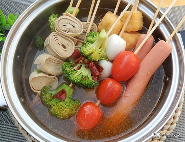 麻辣烫好吃的自制菜品,在家轻松做出健康美味的麻辣烫