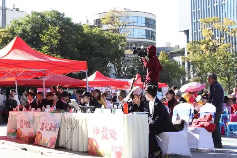 官渡广场舞大赛视频,广场舞大赛昆明展演名单