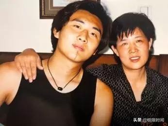 易毒谷思明：买不起雪服，就自己开了家雪具店｜冰雪100人Vol.006