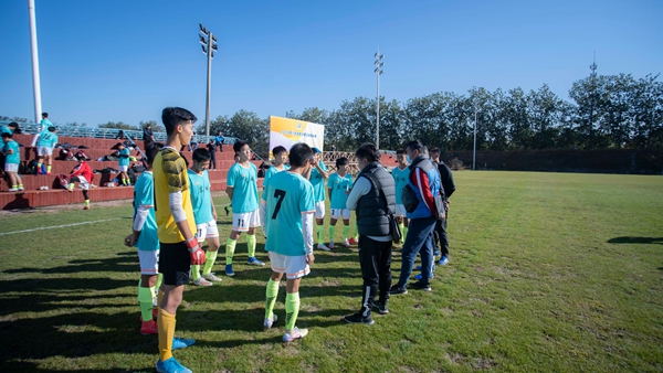 以梦为马歌唱比赛,以梦为马校园合唱视频