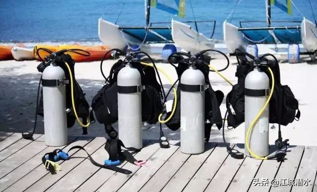 英文潜水教学,不懂英文怎么去冰岛