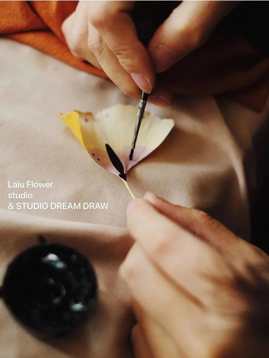 银杏树叶如何做玫瑰花,银杏叶如何制作玫瑰花