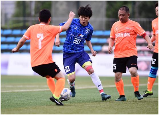 涓秴鍚堜綔浼欎即瓒崇悆姣旇禌,涓庝腑瓒呯浉鍏崇殑璧涗簨