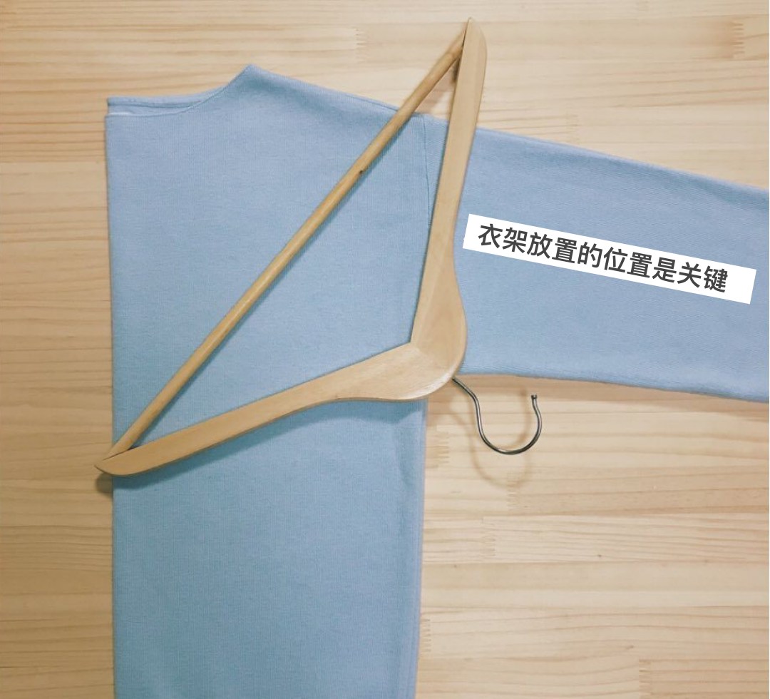 日式主妇衣柜收纳技巧图片大全,衣柜里当季穿的衣服整理收纳技巧