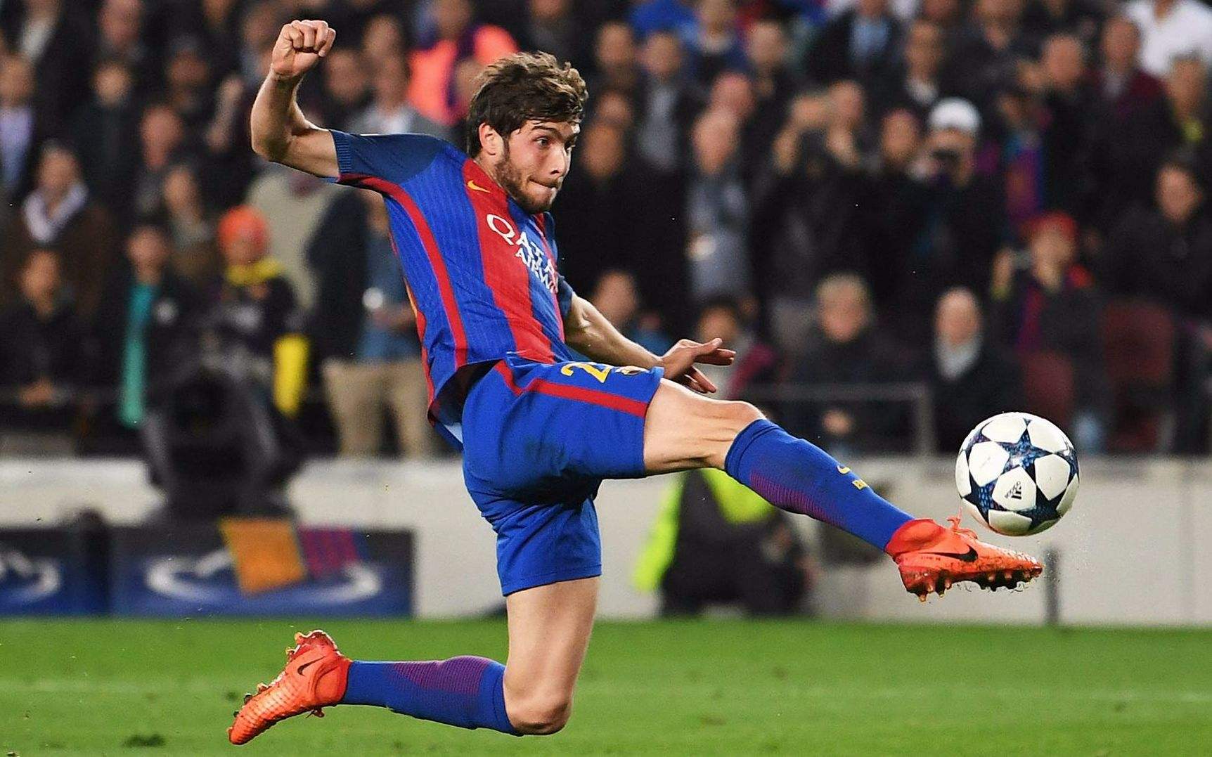 巴萨本赛季后防线是什么水平,巴萨阵容打法