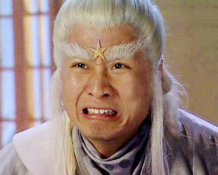 ​一众金牌绿叶同框，孙兴黄子扬被美女环绕，“嘎子”肌肉抢镜