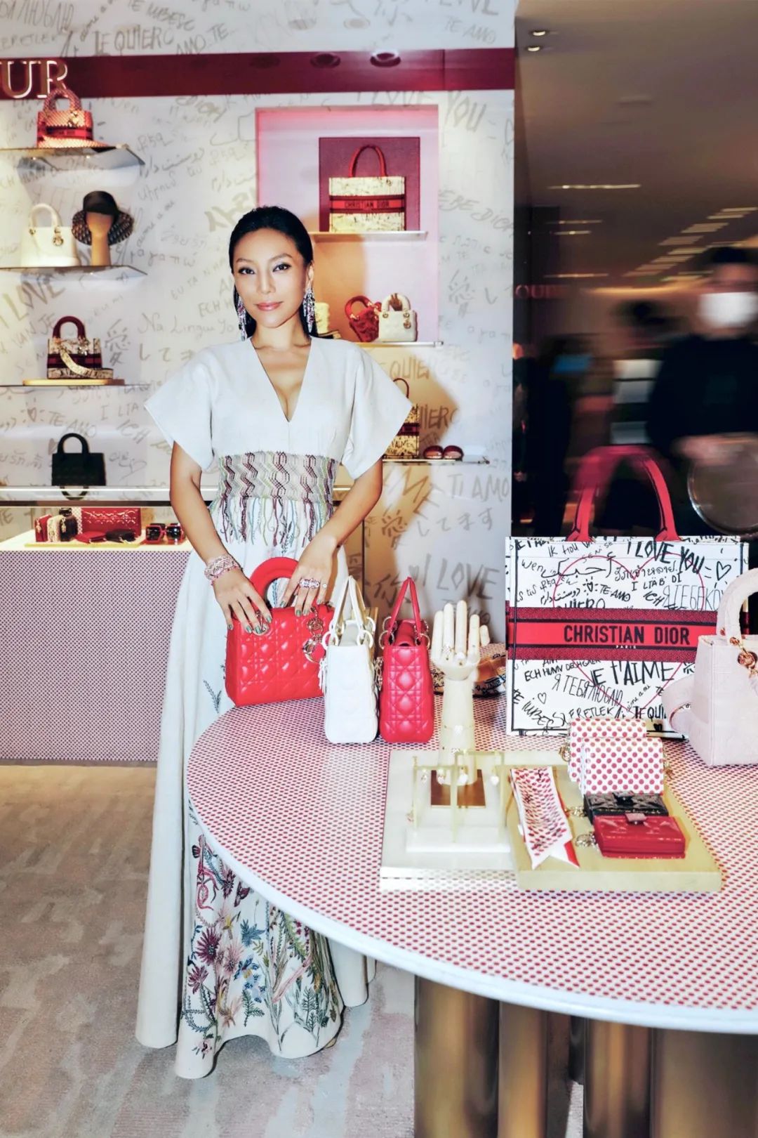 dior上海探店,2018年dioramour七夕限定新品发布