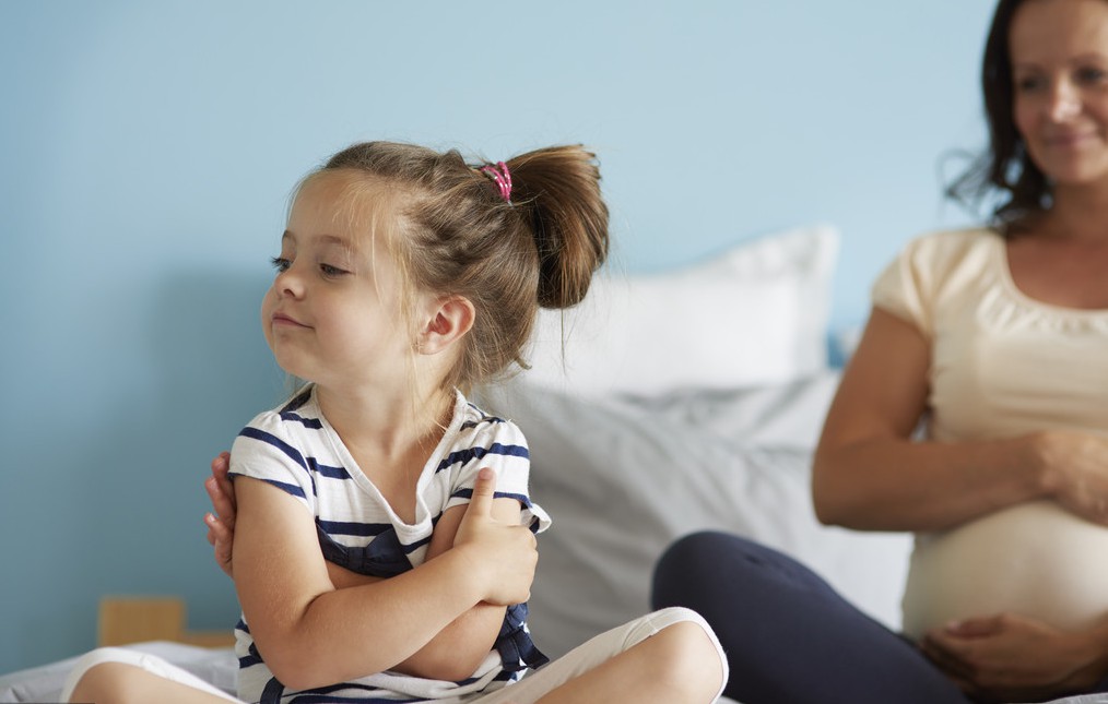 4岁孩子哭闹撒泼正确的教育方式,7岁孩子哭闹撒泼怎么管教有效