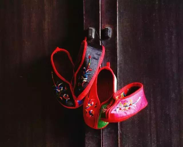 外地绣花鞋,古城绣花鞋