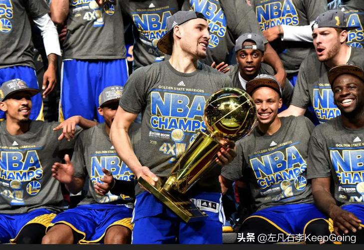 库里逆天表现勇夺第四冠和fmvp,库里今年能拿下第五冠和fmvp吗