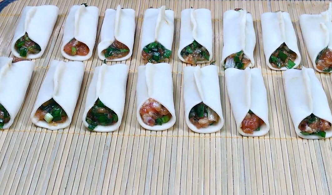 锅贴面糊用淀粉还是面粉,做锅贴怎么调水淀粉