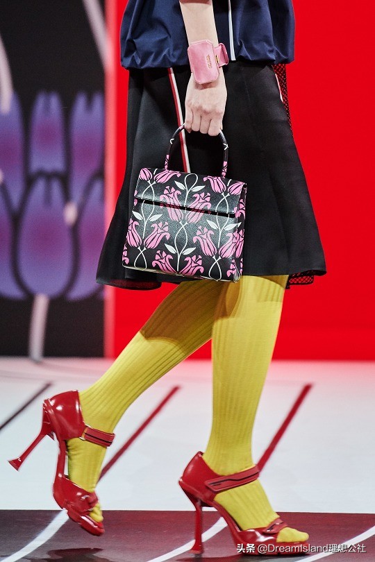 prada2023早春新款包,新款prada时装包晚宴包