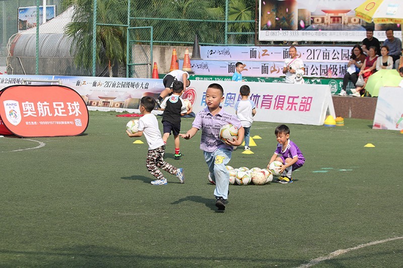 南充奥航少儿足球联赛,南充少儿足球培训班