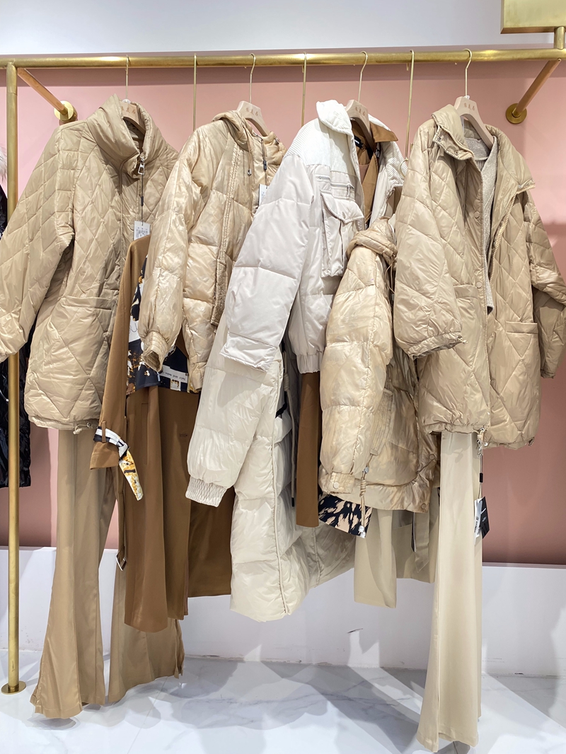 广州女装服装批发市场在哪里,广州女装服装批发市场在哪