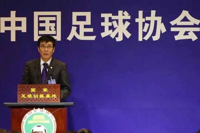 中国足球路在何方图片,中国足球路在何方专题